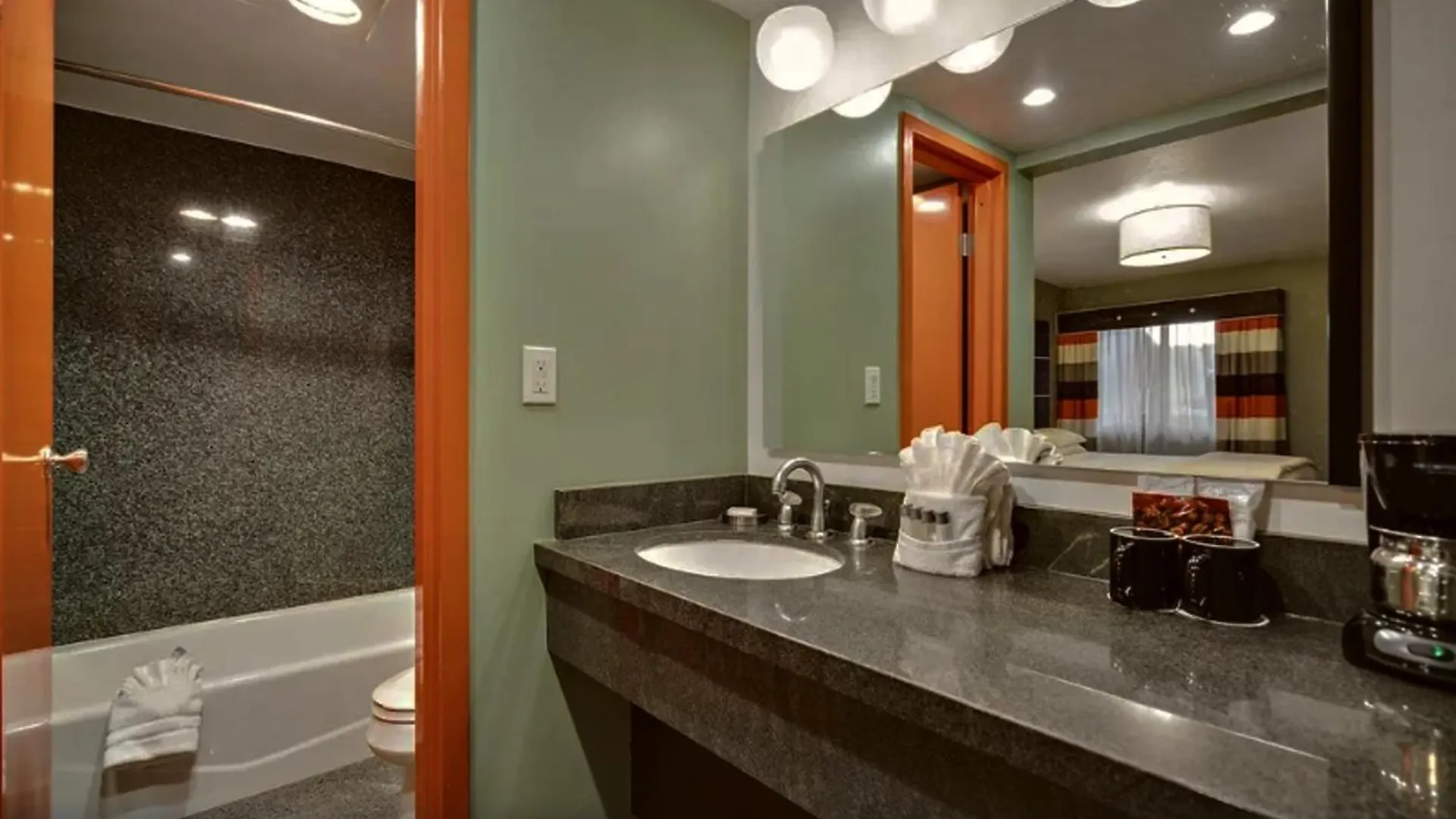 Bposhtels Scottsdale In Arizona Bed & Breakfast